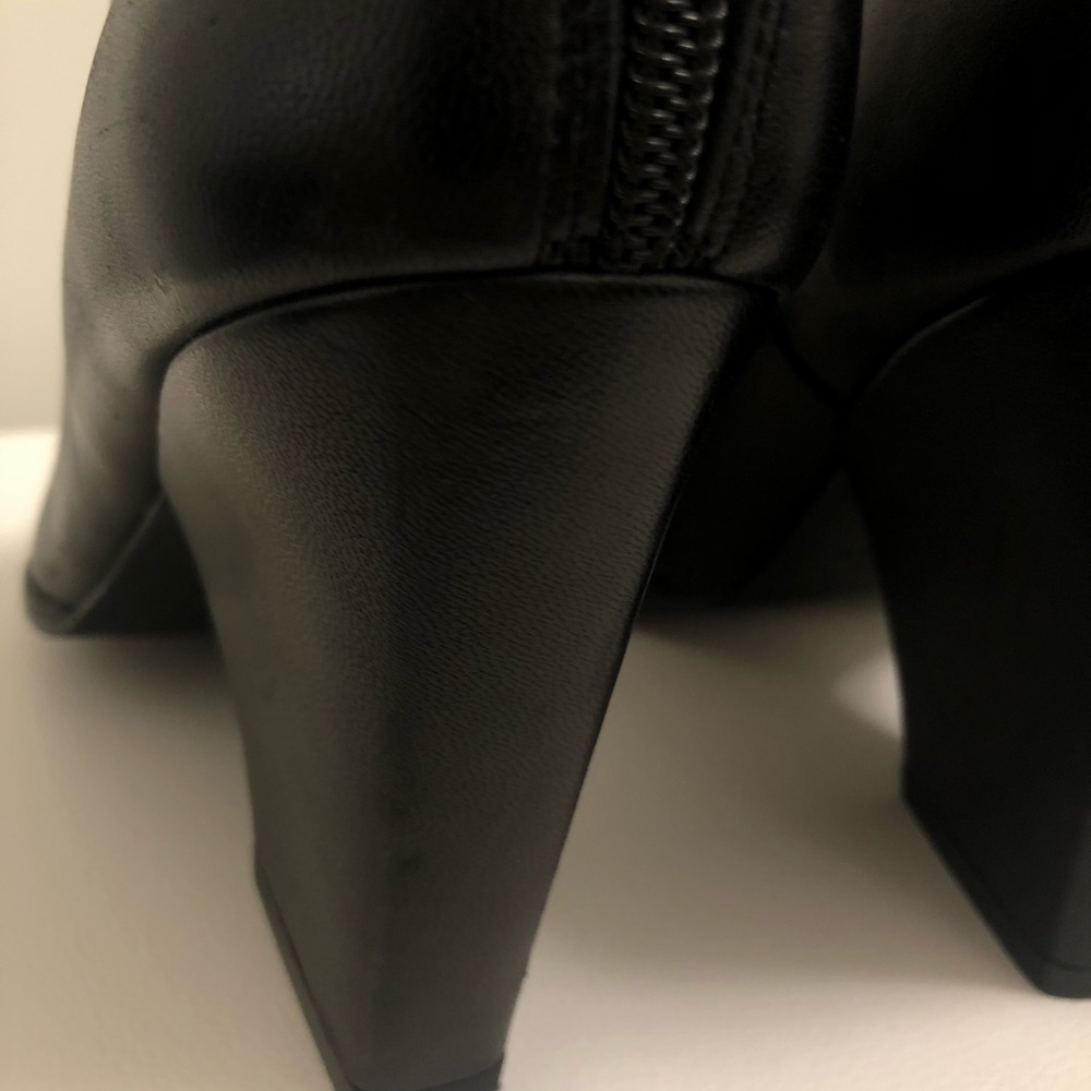 Stuart Weitzman Leather Booties - image 5